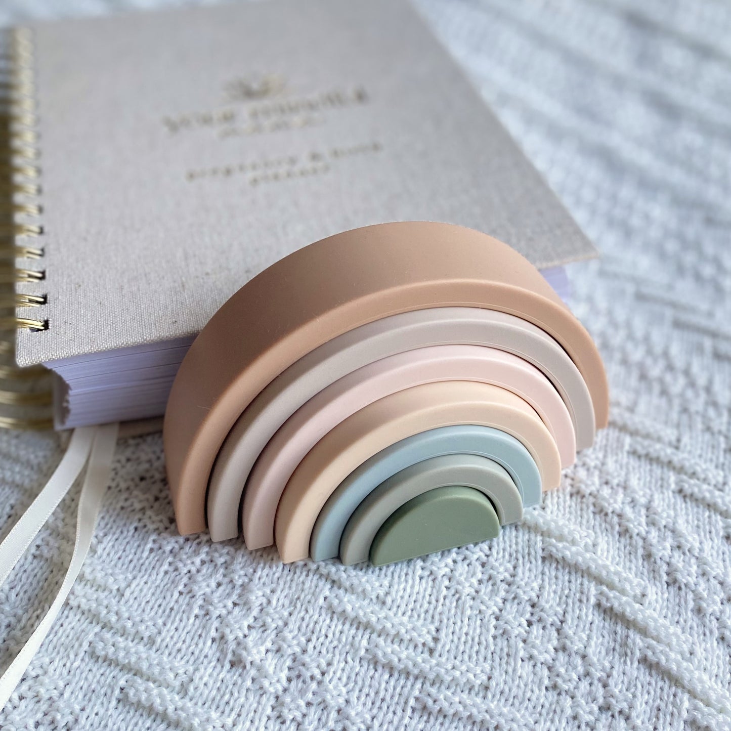 SIlicone Stackable Rainbow Puzzle